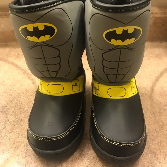 batman winter boots